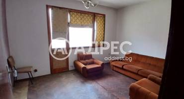 Етаж от къща, Нови пазар, 653362, Снимка 4