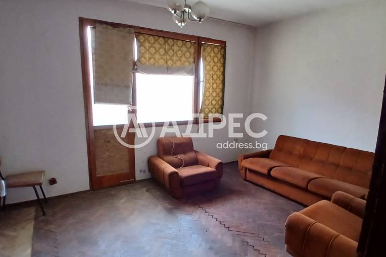 Етаж от къща, Нови пазар, 653362, Снимка 4