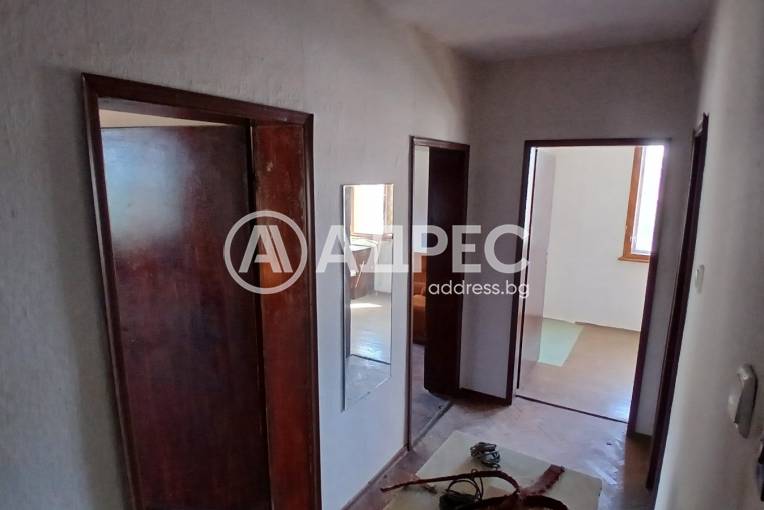 Етаж от къща, Нови пазар, 653362, Снимка 6