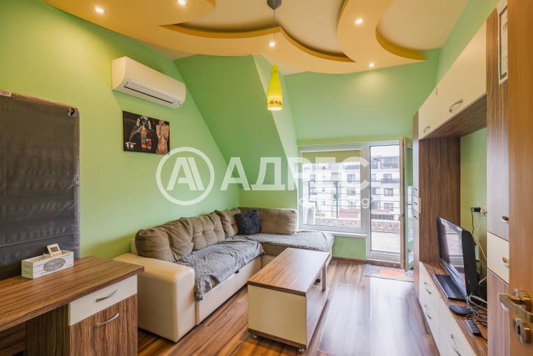 Многостаен апартамент, Варна, Трошево, 701362, Снимка 1