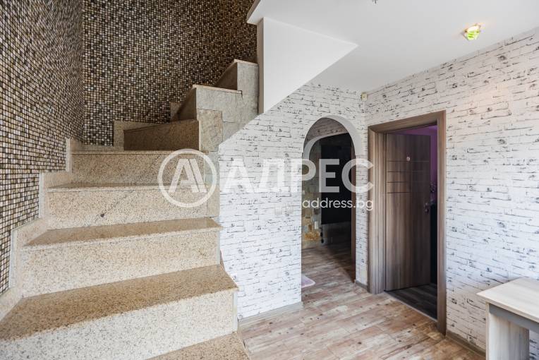 Многостаен апартамент, Варна, Трошево, 701362, Снимка 15