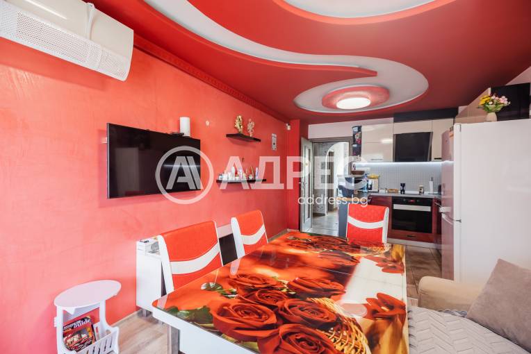 Многостаен апартамент, Варна, Трошево, 701362, Снимка 2