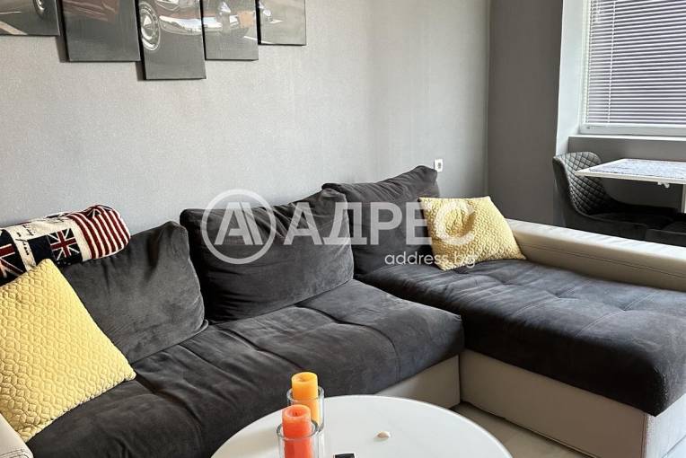 Тристаен апартамент, Димитровград, Център, 678363, Снимка 1