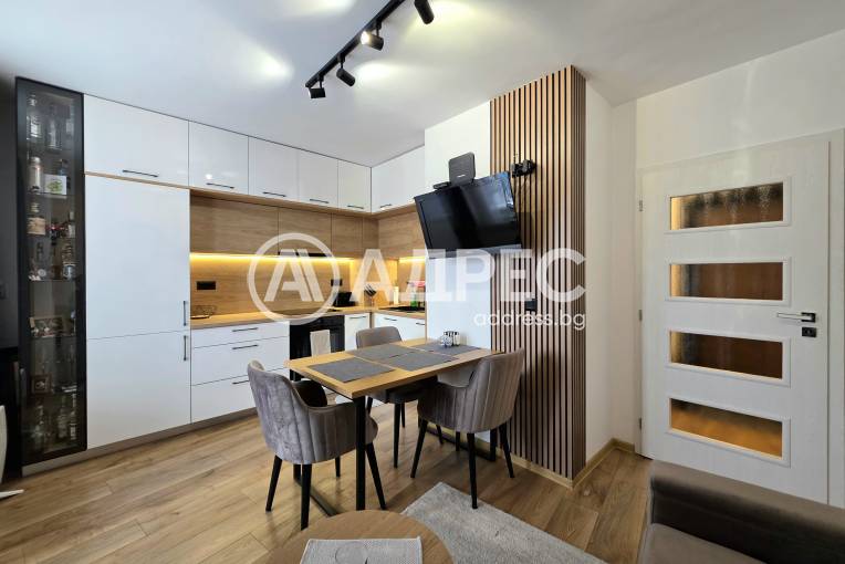 Тристаен апартамент, София, Център, 689363, Снимка 8