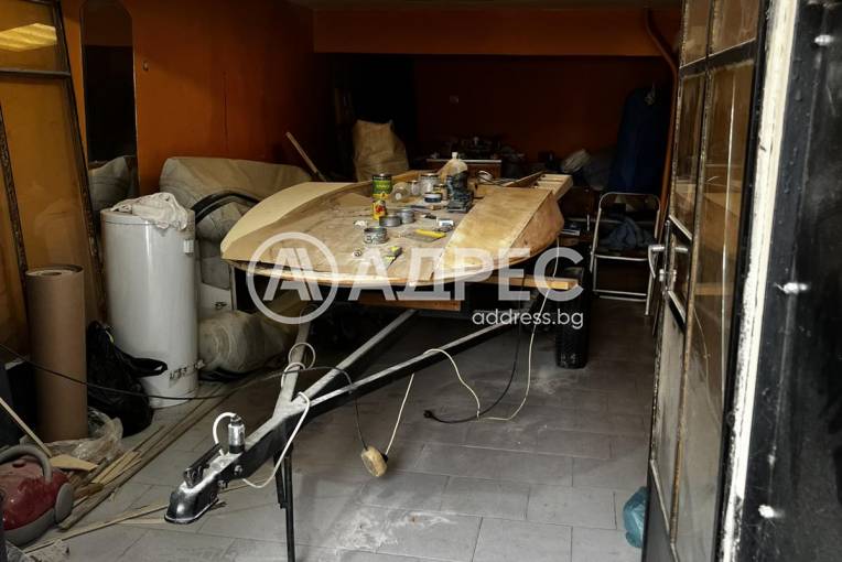 Тристаен апартамент, Плевен, Идеален център, 680365, Снимка 11