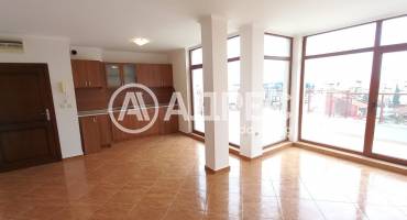 Тристаен апартамент, Свети Влас, 675367, Снимка 1