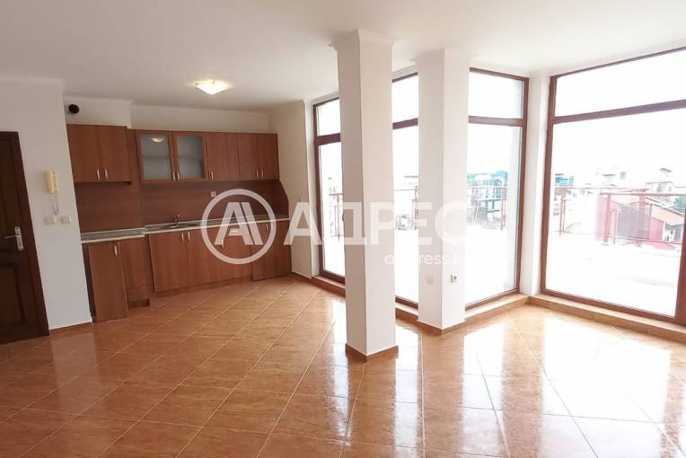 Тристаен апартамент, Свети Влас, 675367, Снимка 1