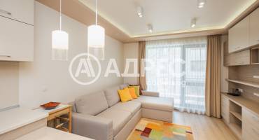 Двустаен апартамент, Варна, Център, 701367, Снимка 1