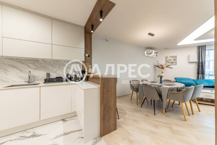 Тристаен апартамент, Варна, Бриз, 694368, Снимка 1