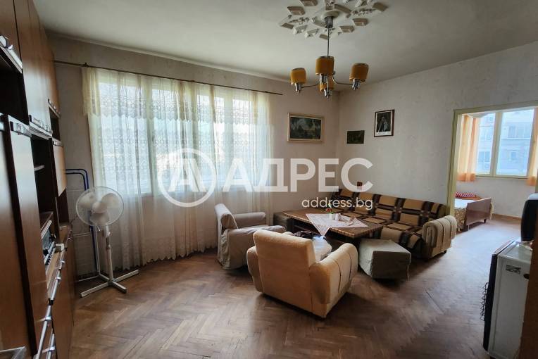 Етаж от къща, Ямбол, 682370, Снимка 11