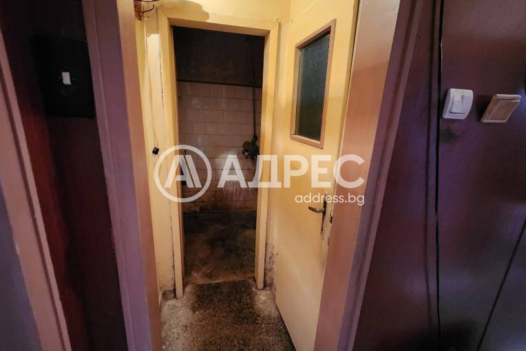 Етаж от къща, Ямбол, 682370, Снимка 13