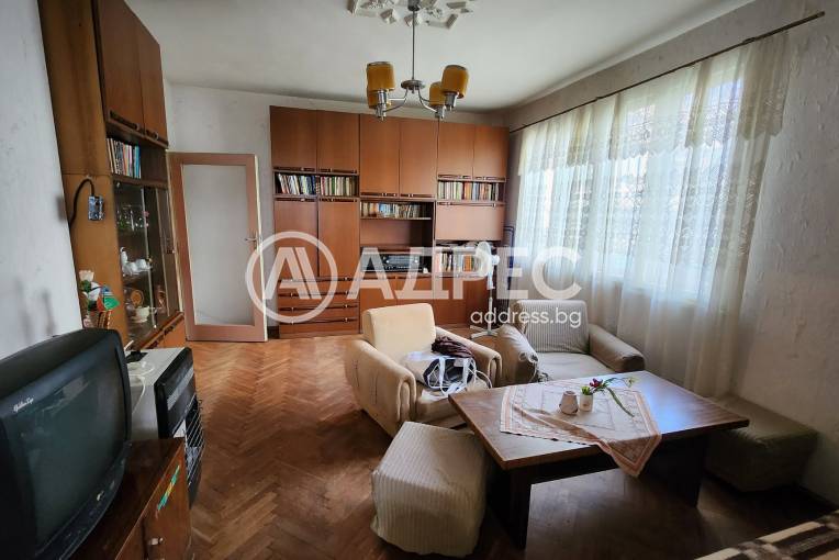 Етаж от къща, Ямбол, 682370, Снимка 2