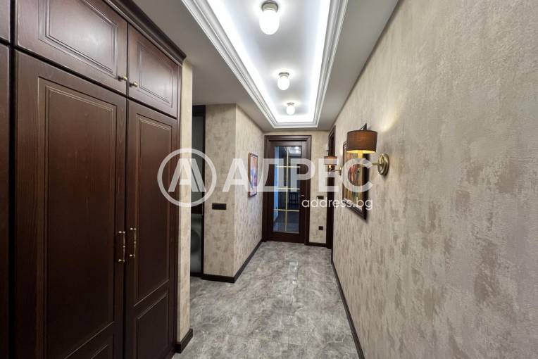 Тристаен апартамент, София, Лозенец, 680371, Снимка 13