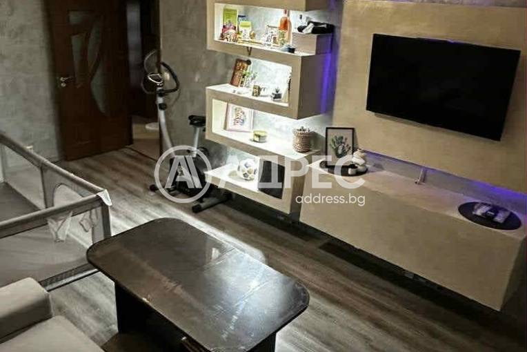 Двустаен апартамент, Ямбол, Георги Бенковски, 667372, Снимка 2