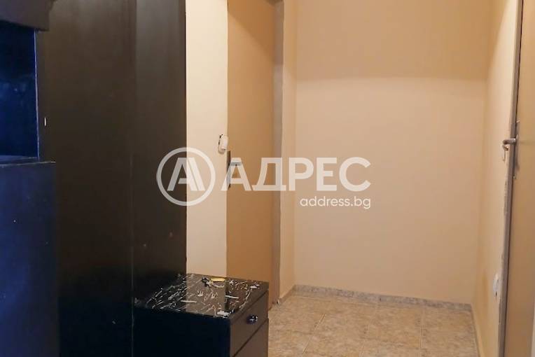 Тристаен апартамент, Варна, Левски, 670374, Снимка 12