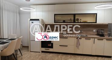 Тристаен апартамент, Хасково, Овчарски, 682374, Снимка 1