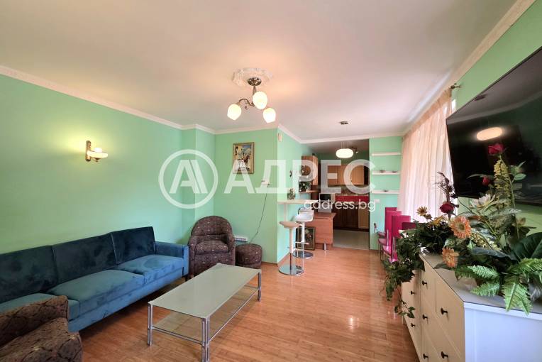 Тристаен апартамент, София, Овча купел, 700375, Снимка 1