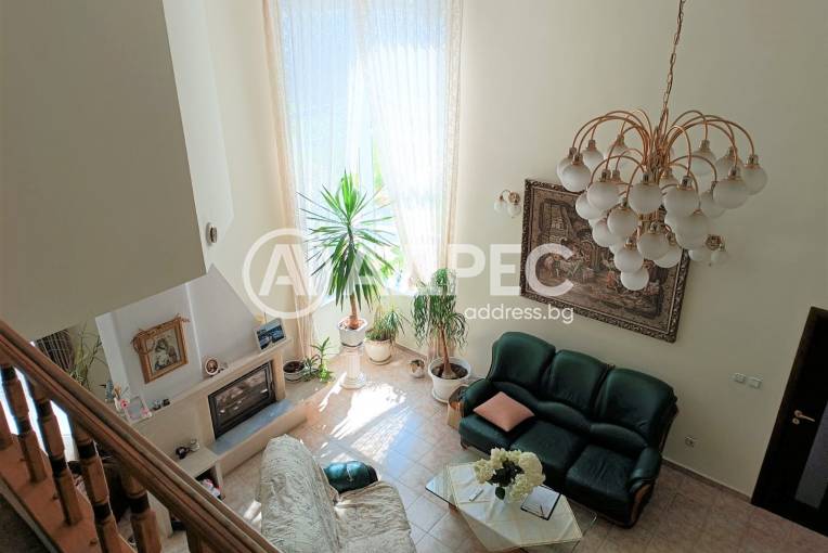 Къща/Вила, Разград, Добровски, 659377, Снимка 13