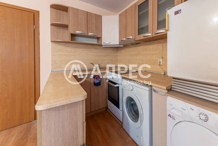 Тристаен апартамент, Варна, Базар "Левски", 672377, Снимка 2