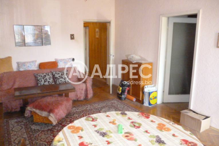 Многостаен апартамент, Добрич, Център, 668378, Снимка 3