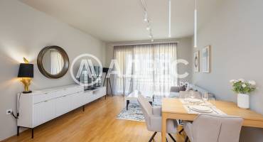 Двустаен апартамент, Варна, к.к. Св.Св. Константин и Елена, 693378, Снимка 1