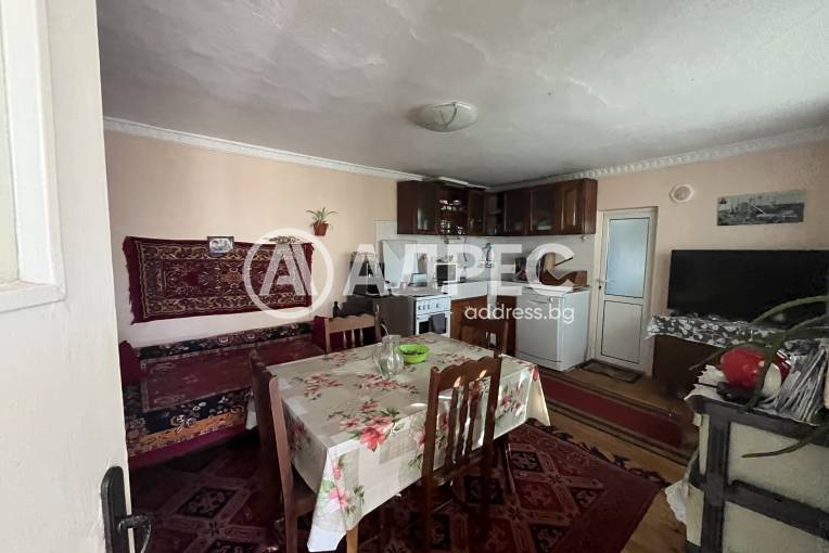 Къща/Вила, Балчик, Левски, 672379, Снимка 3