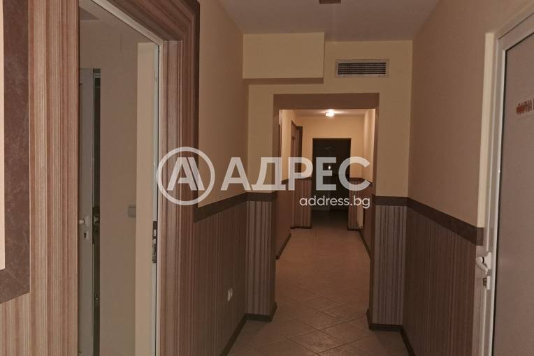 Търговски помещения, Варна, Икономически университет, 689382, Снимка 5