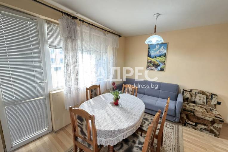 Двустаен апартамент, Варна, Колхозен пазар, 686383, Снимка 3