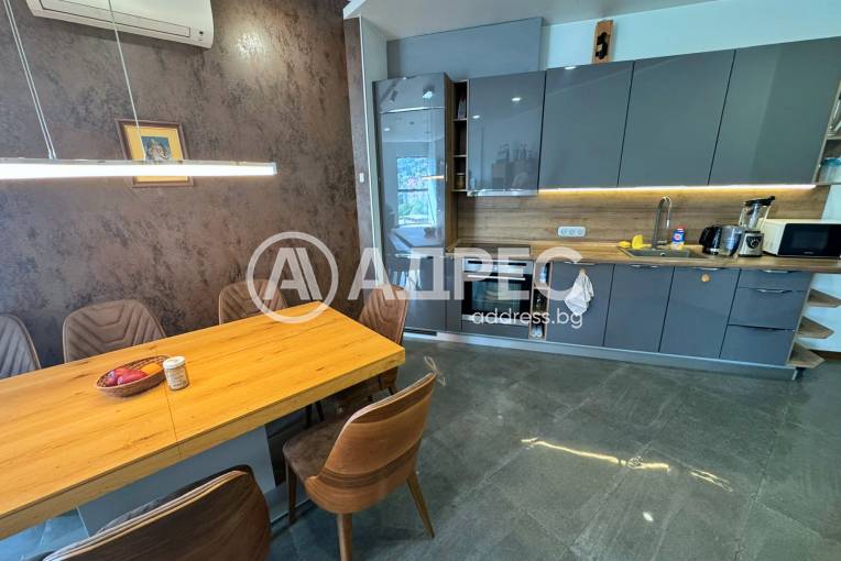 Тристаен апартамент, София, Овча купел, 696383, Снимка 1