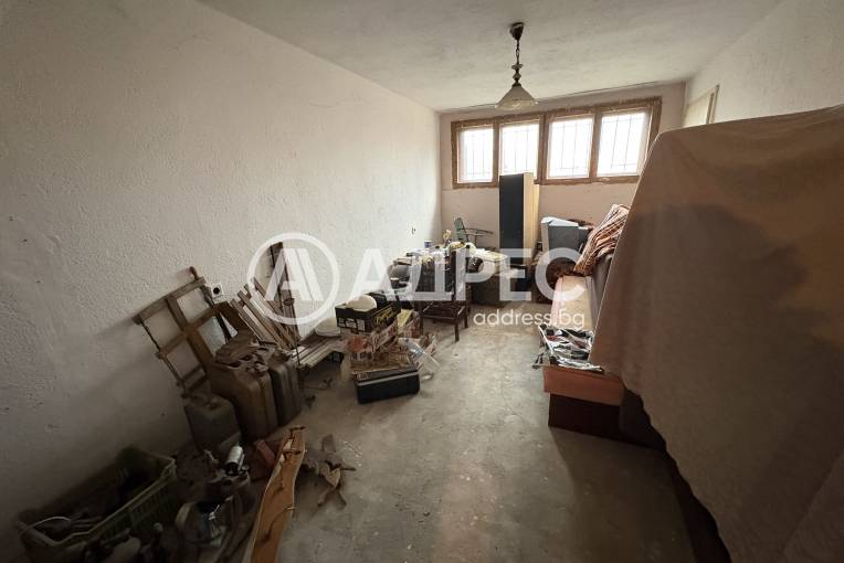 Къща/Вила, Сливен, Дружба, 682384, Снимка 3