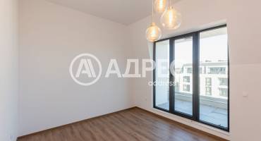 Многостаен апартамент, Варна, к.к. Св.Св. Константин и Елена, 682385, Снимка 19