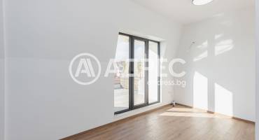Многостаен апартамент, Варна, к.к. Св.Св. Константин и Елена, 682385, Снимка 21