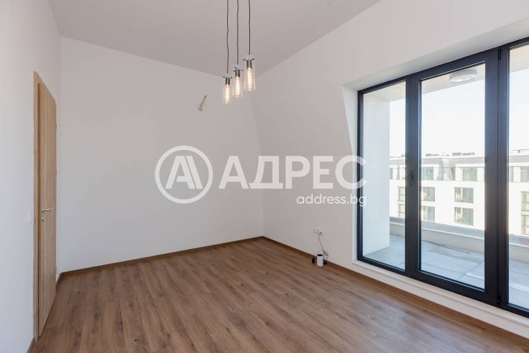 Многостаен апартамент, Варна, к.к. Св.Св. Константин и Елена, 682385, Снимка 14