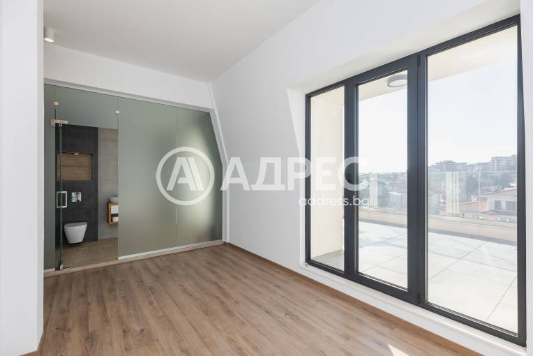 Многостаен апартамент, Варна, к.к. Св.Св. Константин и Елена, 682385, Снимка 22