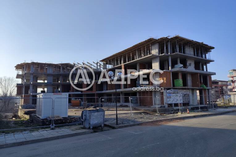 Тристаен апартамент, Приморско, 689385, Снимка 1