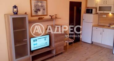 Двустаен апартамент, Варна, Погребите, 622386, Снимка 2