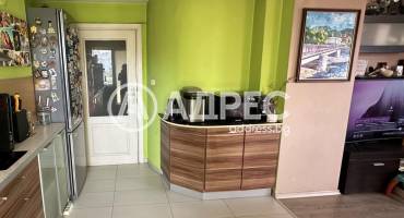 Тристаен апартамент, София, Редута, 652386, Снимка 1