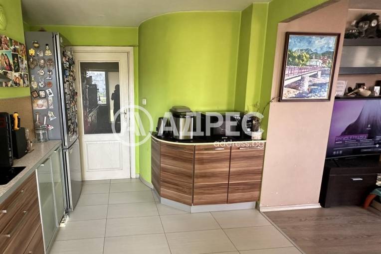 Тристаен апартамент, София, Редута, 652386, Снимка 1