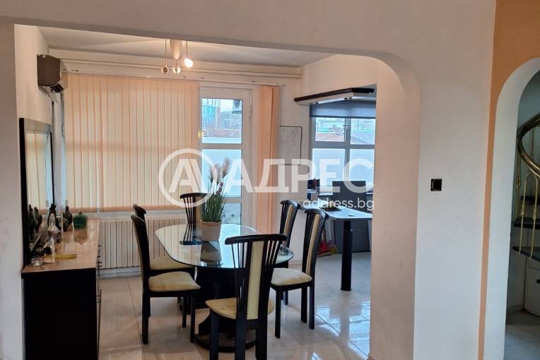 Тристаен апартамент, Хасково, Център, 677386, Снимка 2