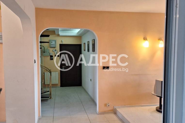 Тристаен апартамент, Хасково, Център, 677386, Снимка 8