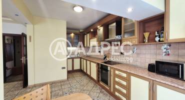 Тристаен апартамент, Варна, Спортна зала, 699386, Снимка 2