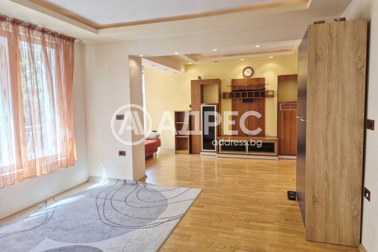 Тристаен апартамент, Варна, Спортна зала, 699386, Снимка 12
