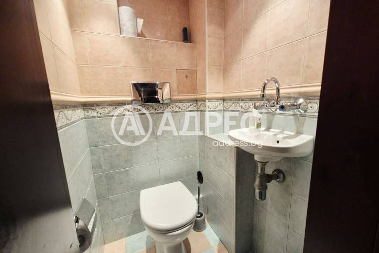 Тристаен апартамент, Варна, Спортна зала, 699386, Снимка 23