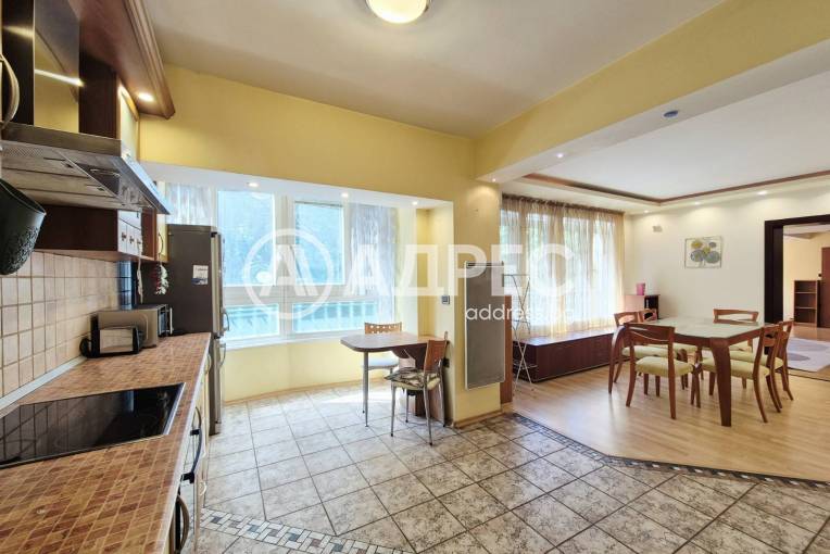 Тристаен апартамент, Варна, Спортна зала, 699386, Снимка 5
