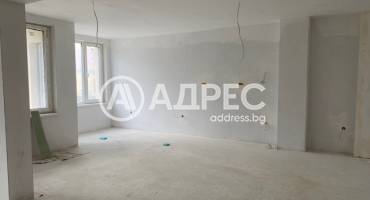 Многостаен апартамент, Добрич, Център, 667387, Снимка 1