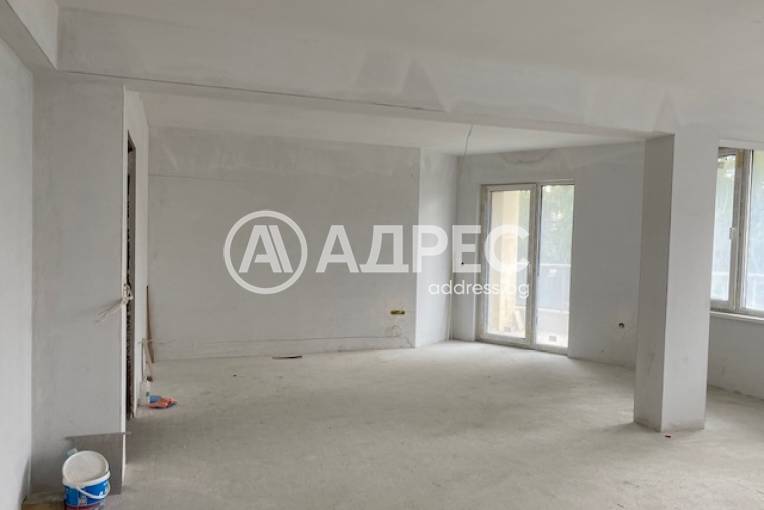 Многостаен апартамент, Добрич, Център, 667387, Снимка 2