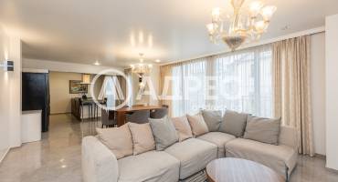 Многостаен апартамент, Варна, Център, 674387, Снимка 1