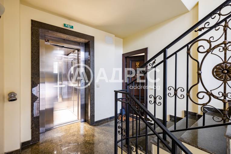 Многостаен апартамент, Варна, Център, 674387, Снимка 30