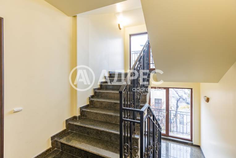 Многостаен апартамент, Варна, Център, 674387, Снимка 31