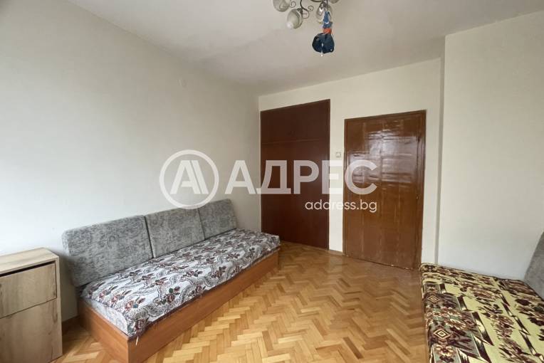 Тристаен апартамент, Шумен, Добруджански, 647388, Снимка 2